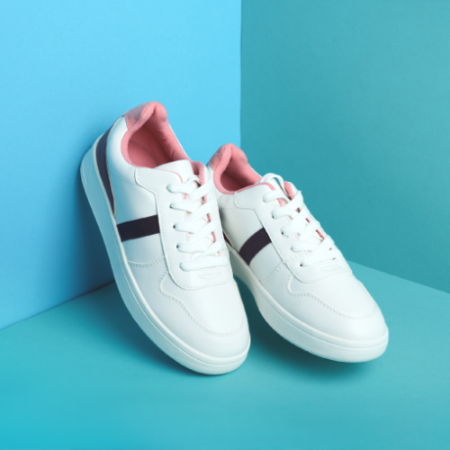 Basic sneakers